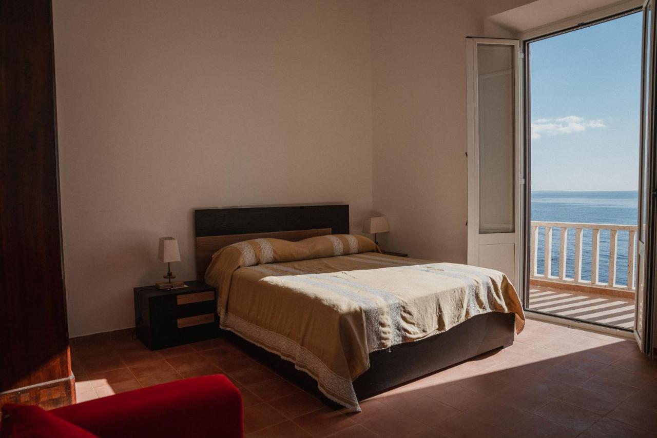 סנטה מרינלה Be Your Home - Appartamento 4 Camere Sul Mare Scesa Al Mare Privata מראה חיצוני תמונה