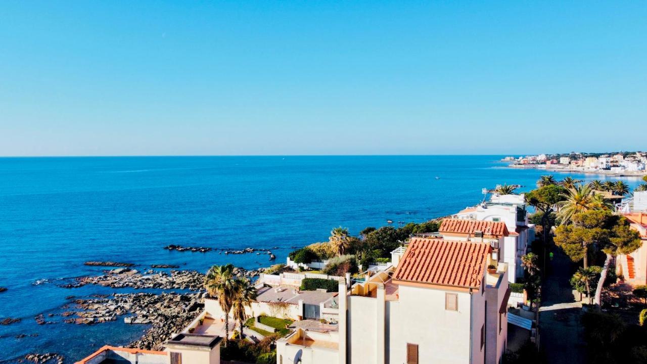 סנטה מרינלה Be Your Home - Appartamento 4 Camere Sul Mare Scesa Al Mare Privata מראה חיצוני תמונה