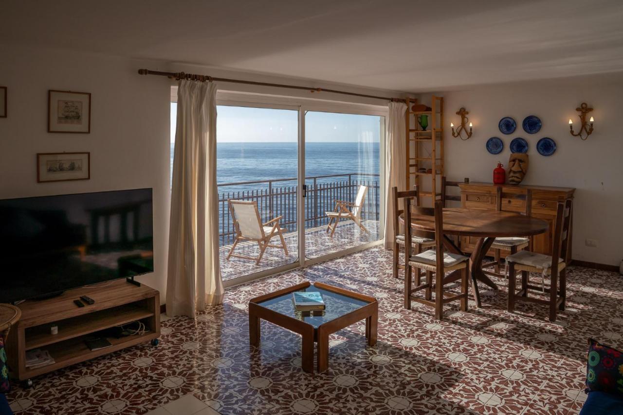 סנטה מרינלה Be Your Home - Appartamento 4 Camere Sul Mare Scesa Al Mare Privata מראה חיצוני תמונה